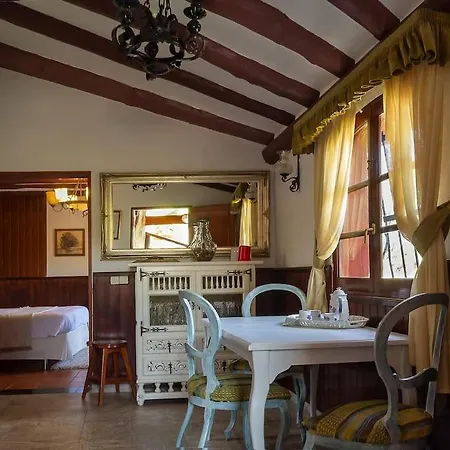 Casa Rustica Con Jacuzzi Nyaraló