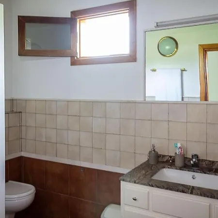 Casa Rustica Con Jacuzzi Nyaraló *